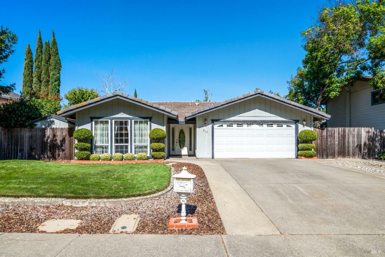 Property Photo:  915 Parkgreen Drive  CA 95620 