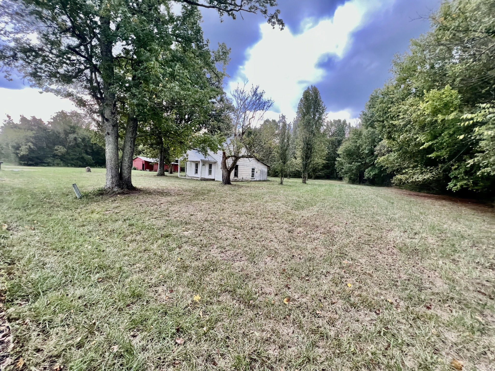 Property Photo:  125 Newtown Rd  TN 37180 