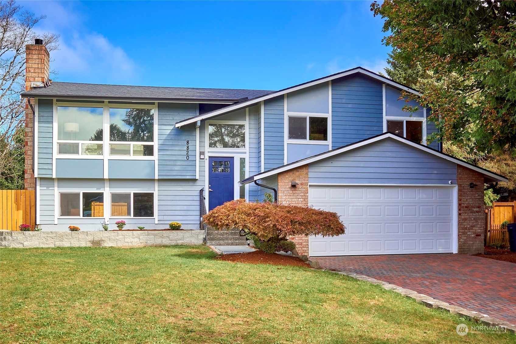 Property Photo:  8820 NE 137th Street  WA 98034 