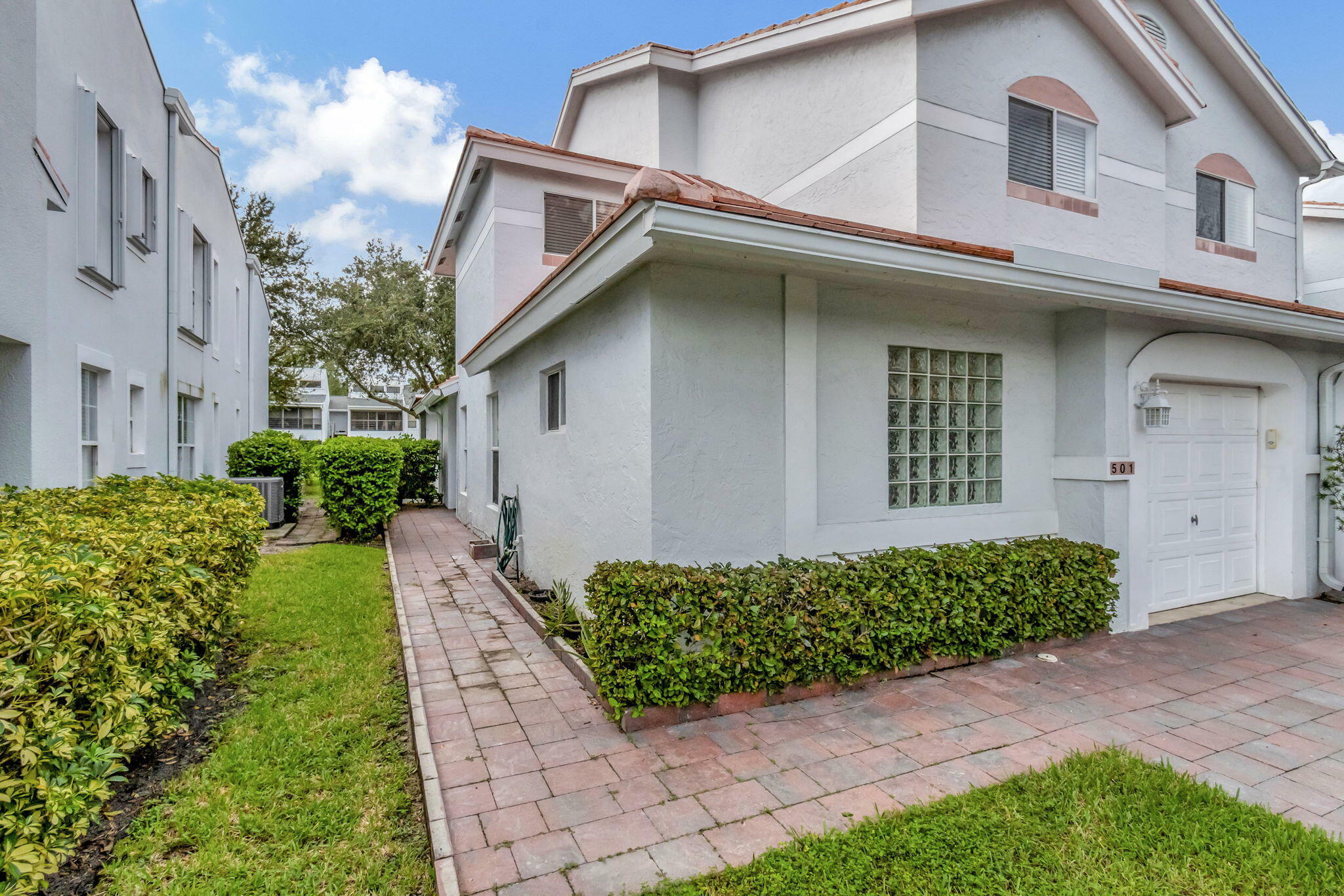 Property Photo:  6215 Old Court Road 501  FL 33433 