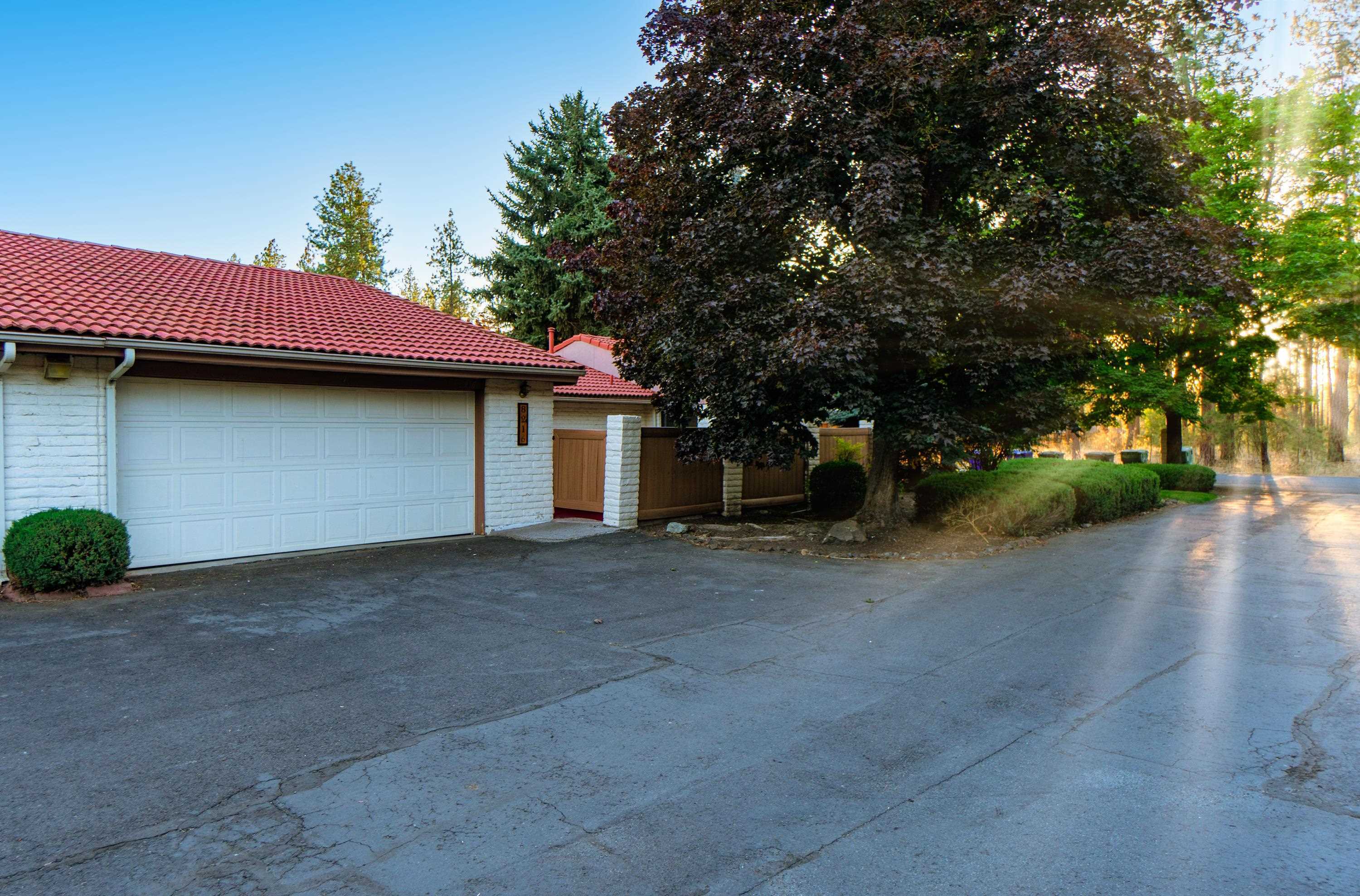 Property Photo:  8216 N Lemon Ln  WA 99026 