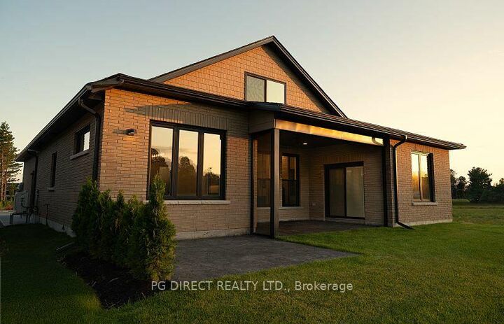 Property Photo: 52 Beacon Drive ON K0K 1H0