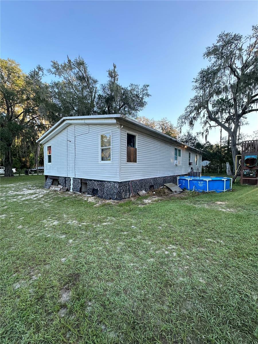 Property Photo:  470 School Street  FL 32621 