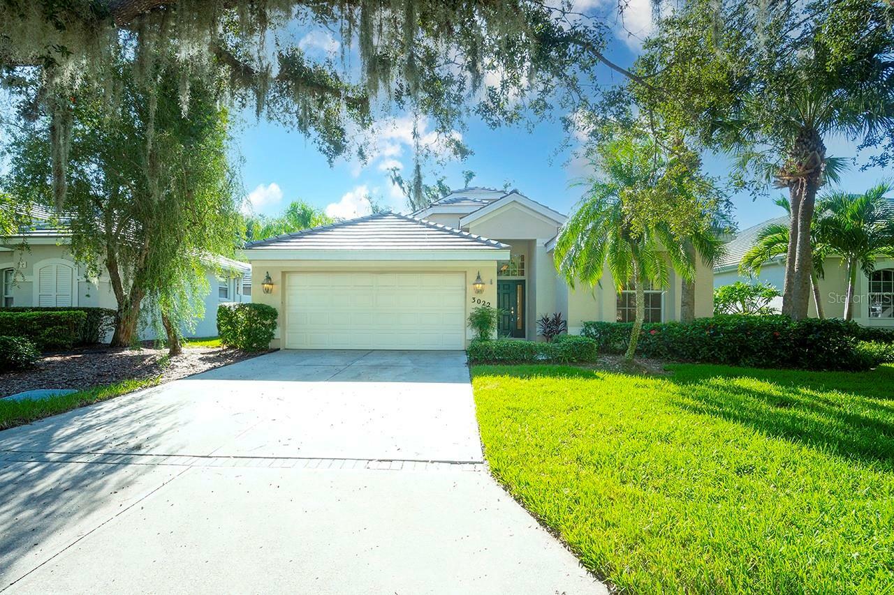 Property Photo:  3022 Woodland Fern Drive  FL 34219 