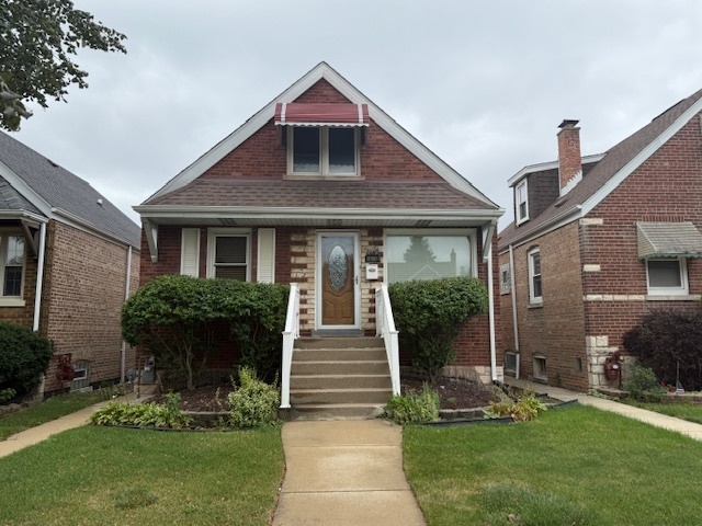 5616 S Neenah Avenue  Chicago IL 60638 photo