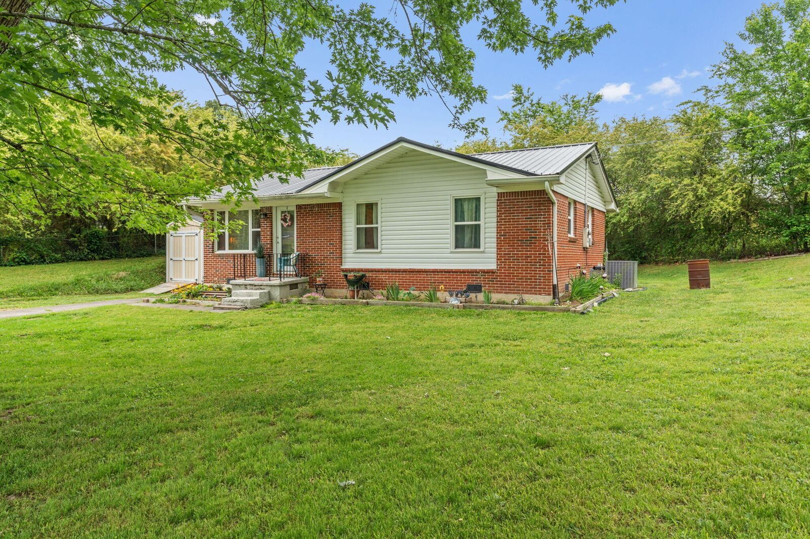 Property Photo:  3715 Williamsburg Road SE  TN 37323 