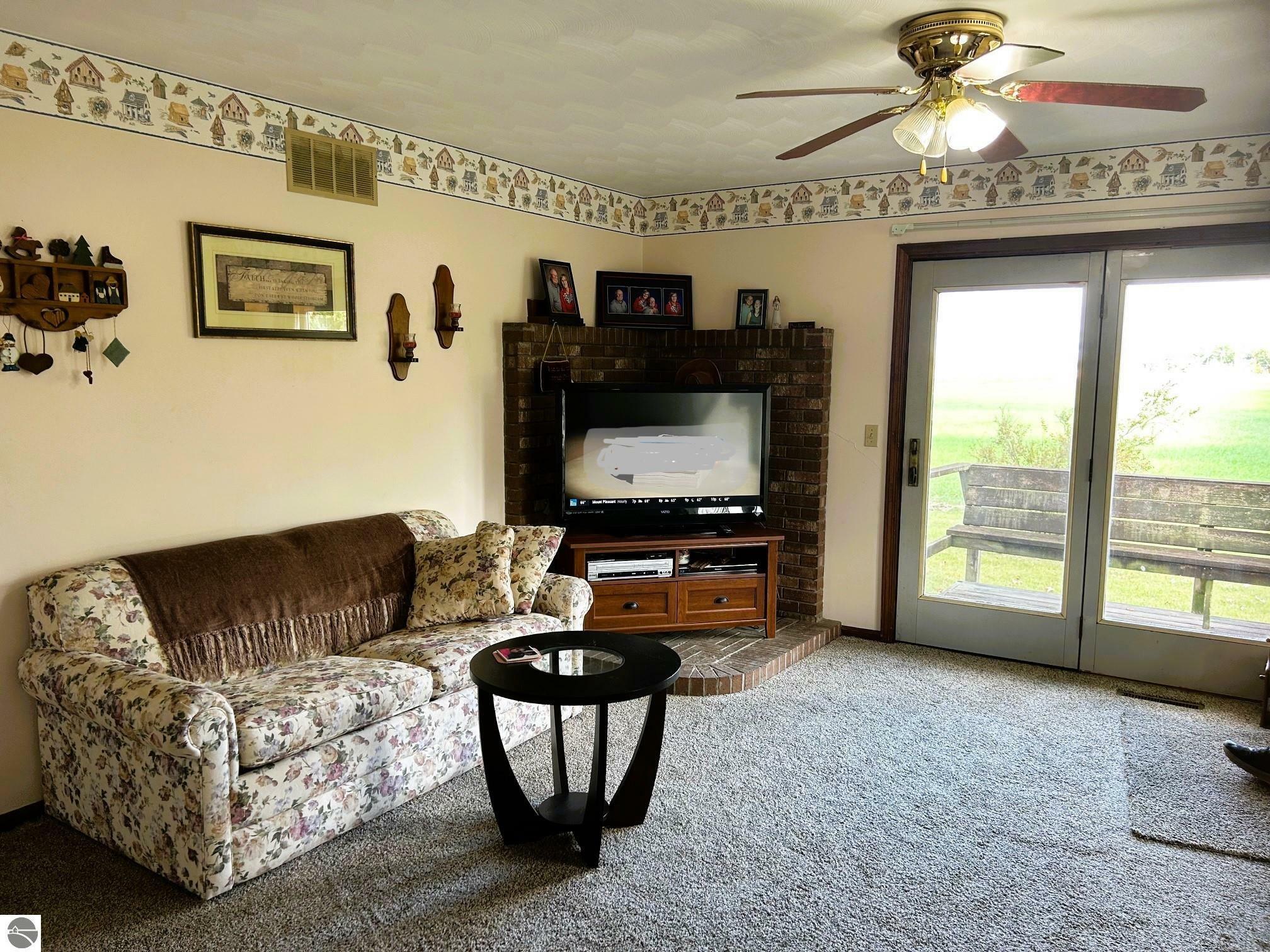 Property Photo:  1306 S Bamber Road  MI 48858 