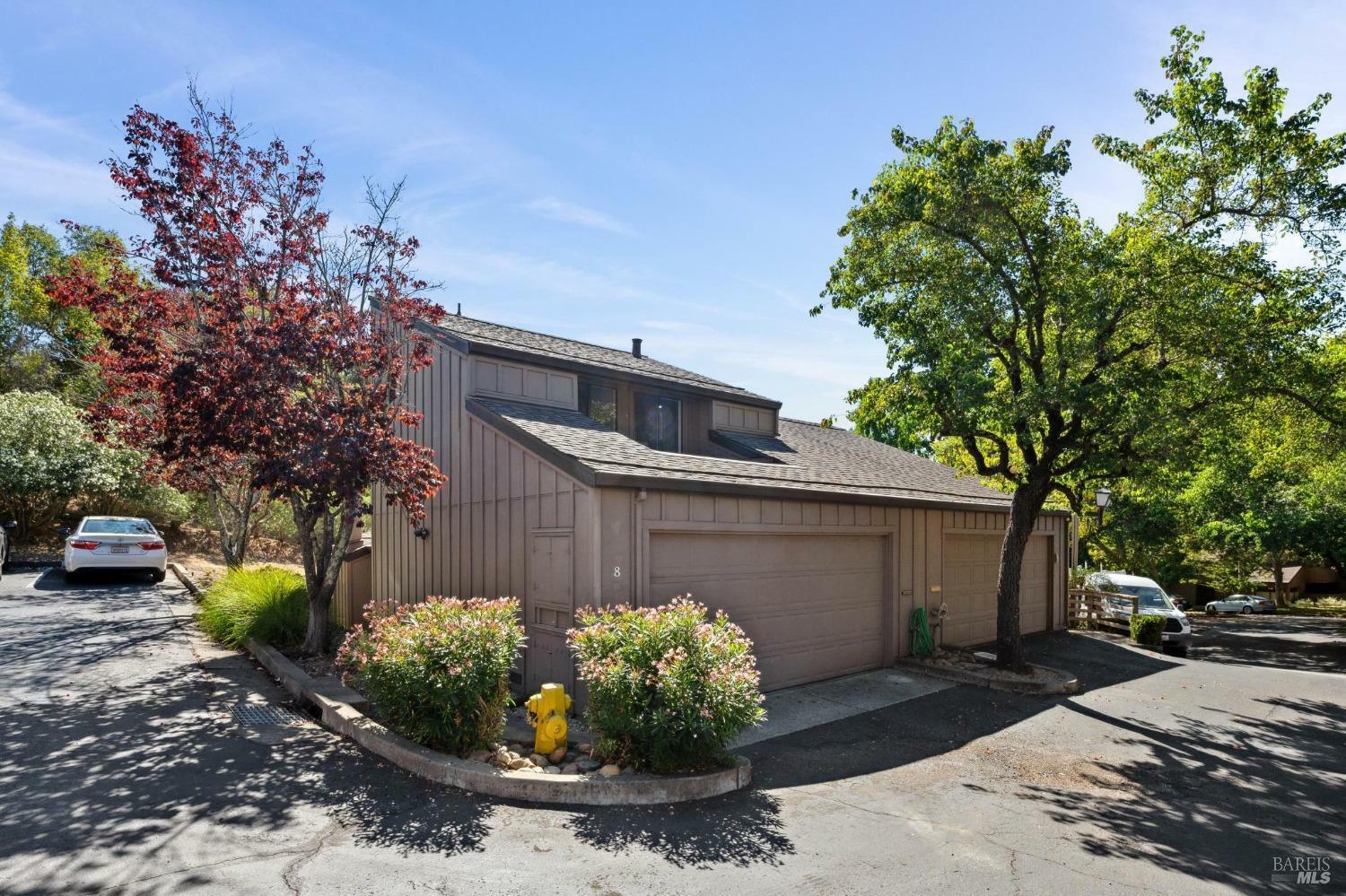 Property Photo:  8 Duarte Court  CA 94949 