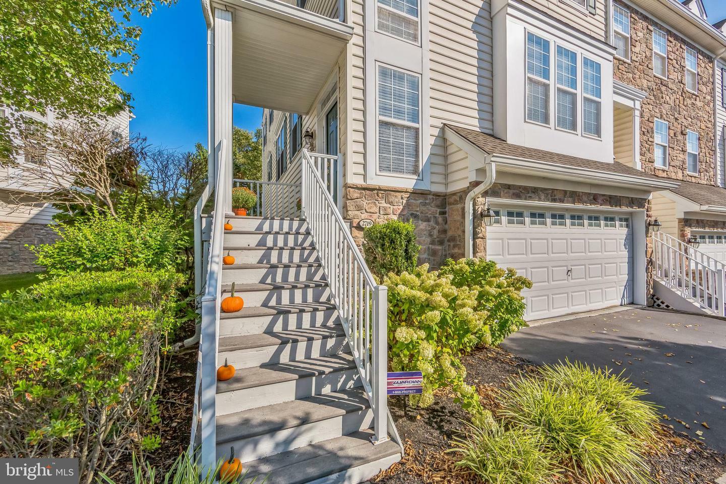 Property Photo:  2719 Whittleby Court  PA 19382 