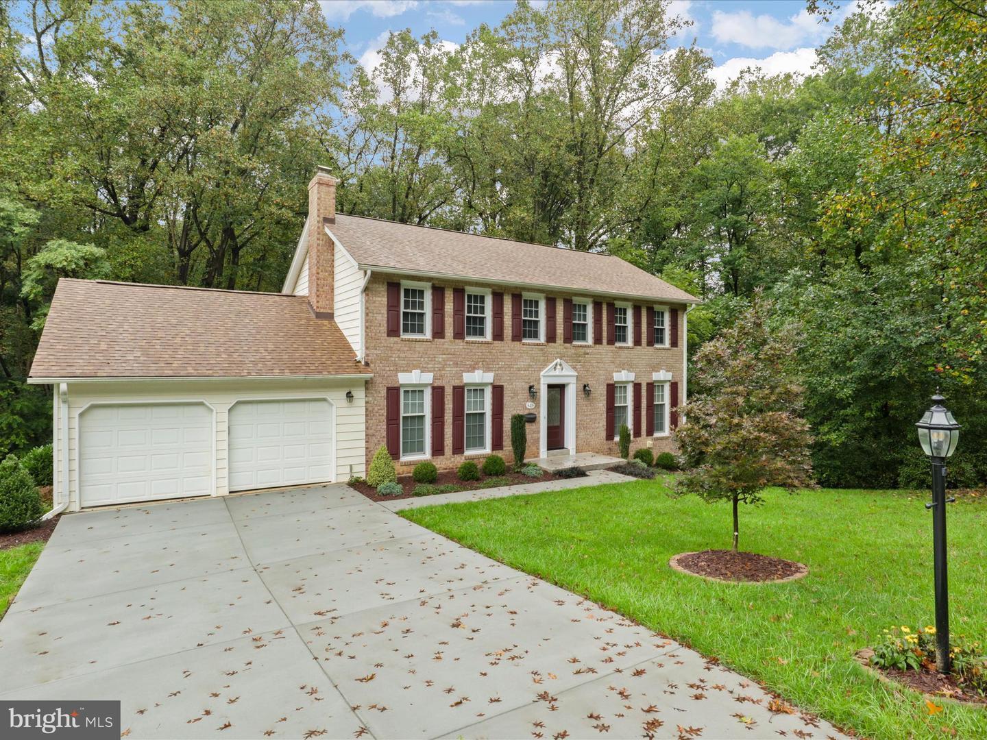 Property Photo: 8418 Frost Way VA 22003
