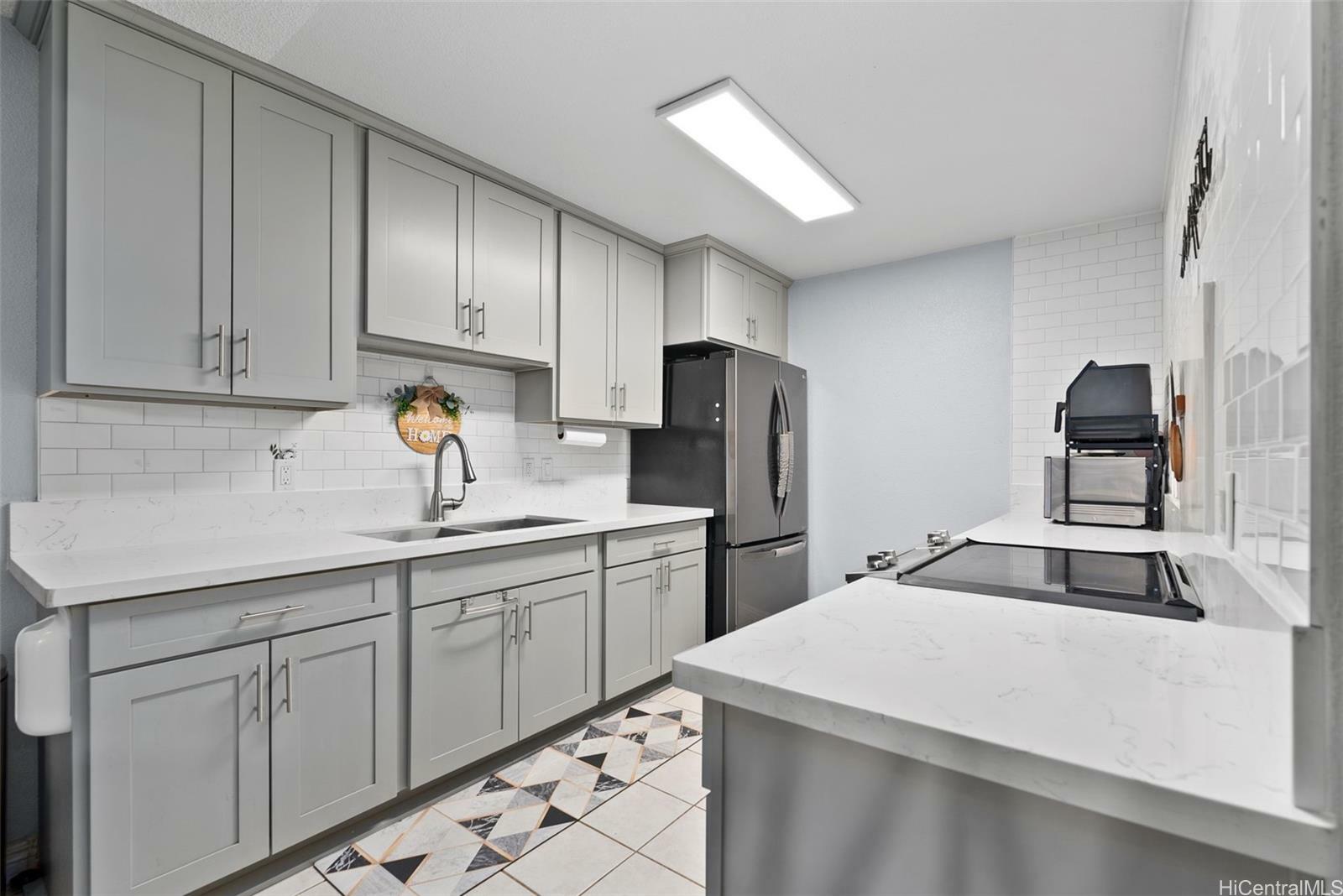 Property Photo:  91-1026 Kaiau Avenue 5D  HI 96707 