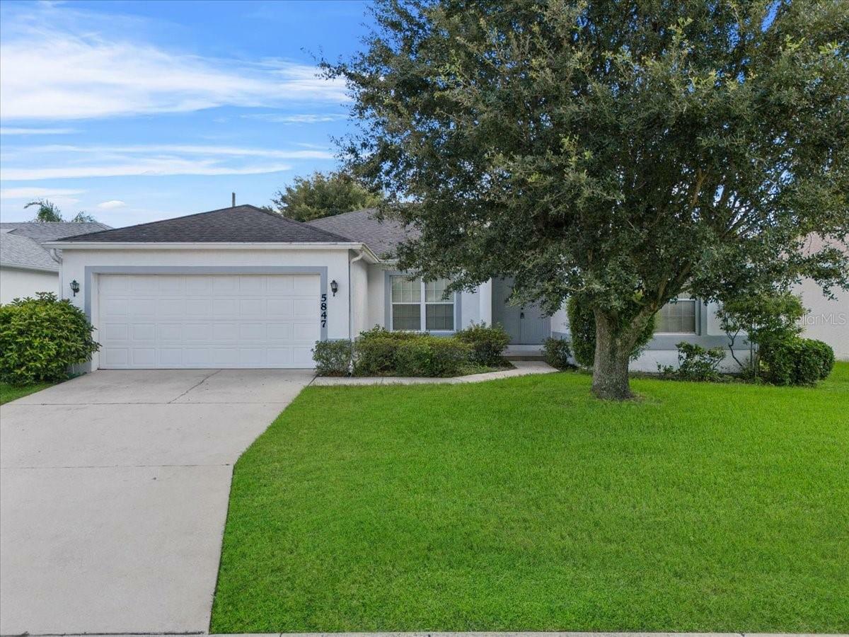 5847 Swallow Drive  Lakeland FL 33809 photo