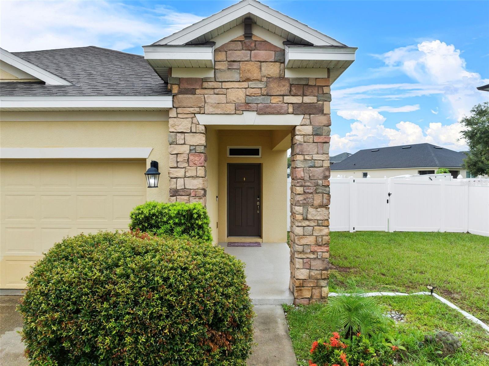 Property Photo:  103 Lake Tracy Court  FL 33844 