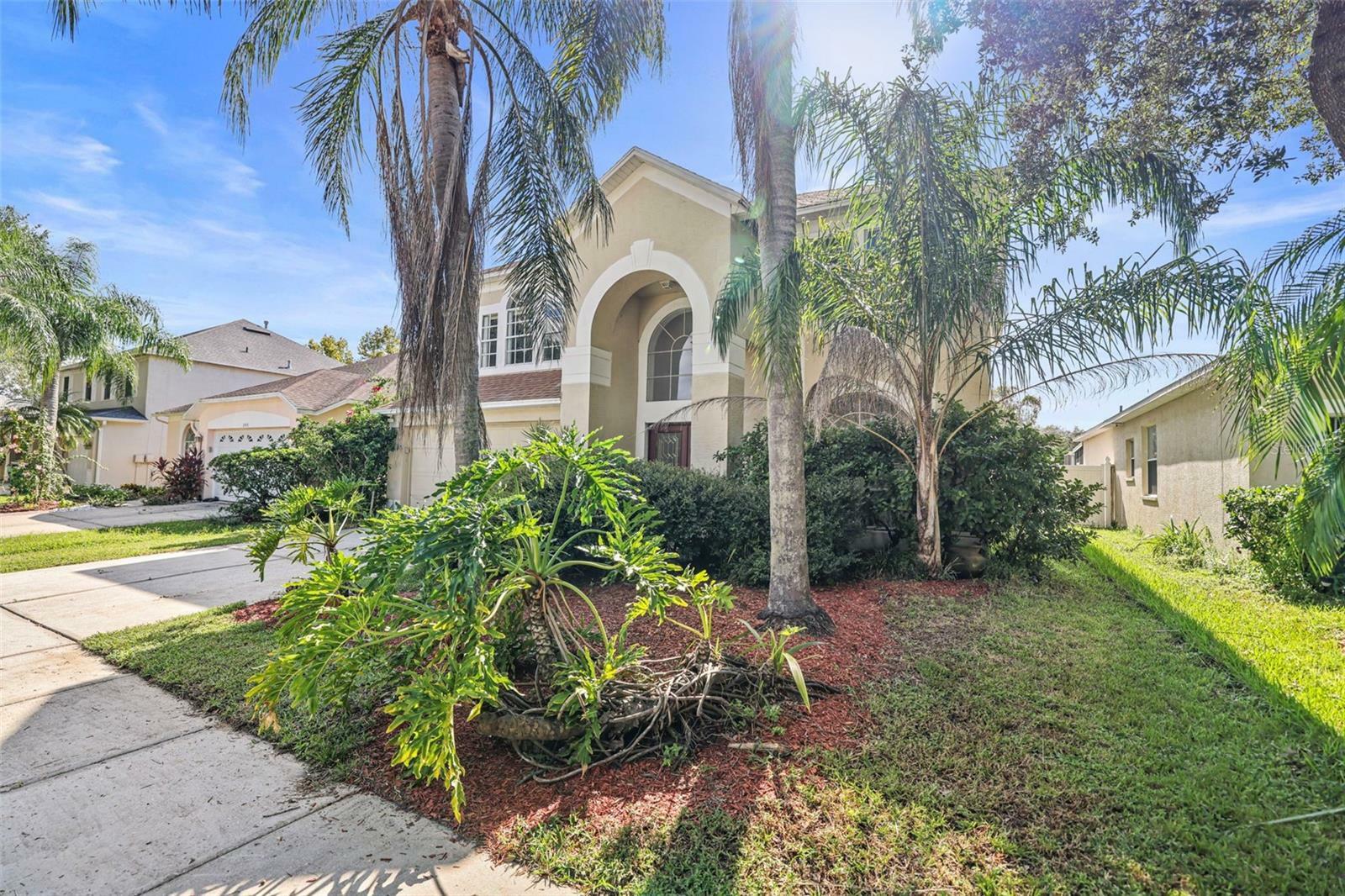 Property Photo:  27443 Sky Lake Circle  FL 33544 