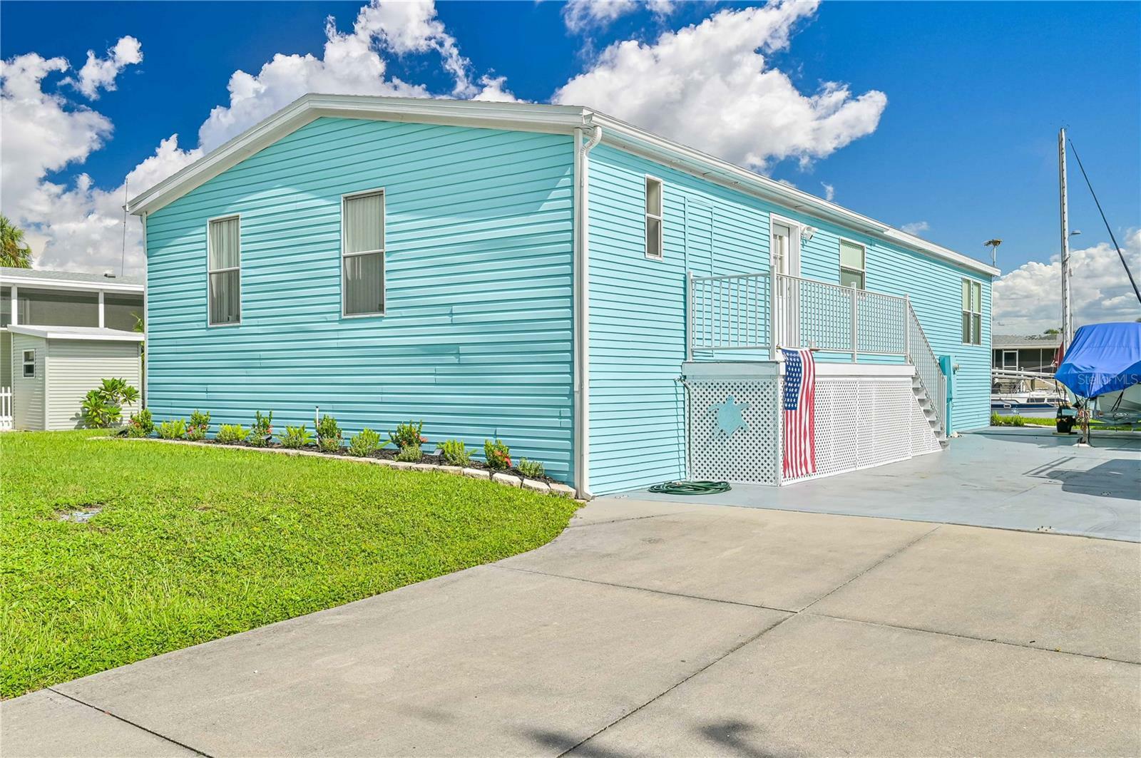 Property Photo:  710 Coral Drive  FL 33950 