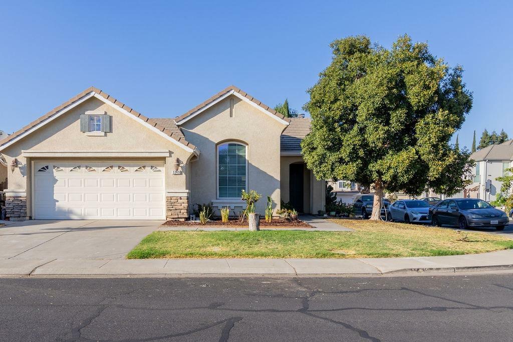 1219 Laurel Park Circle  Manteca CA 95337 photo