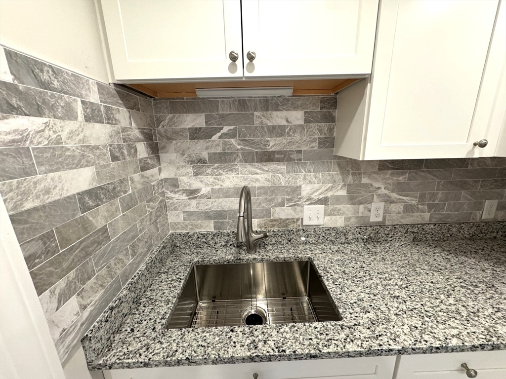 Property Photo: 580 Salem Street 10 MA 01880