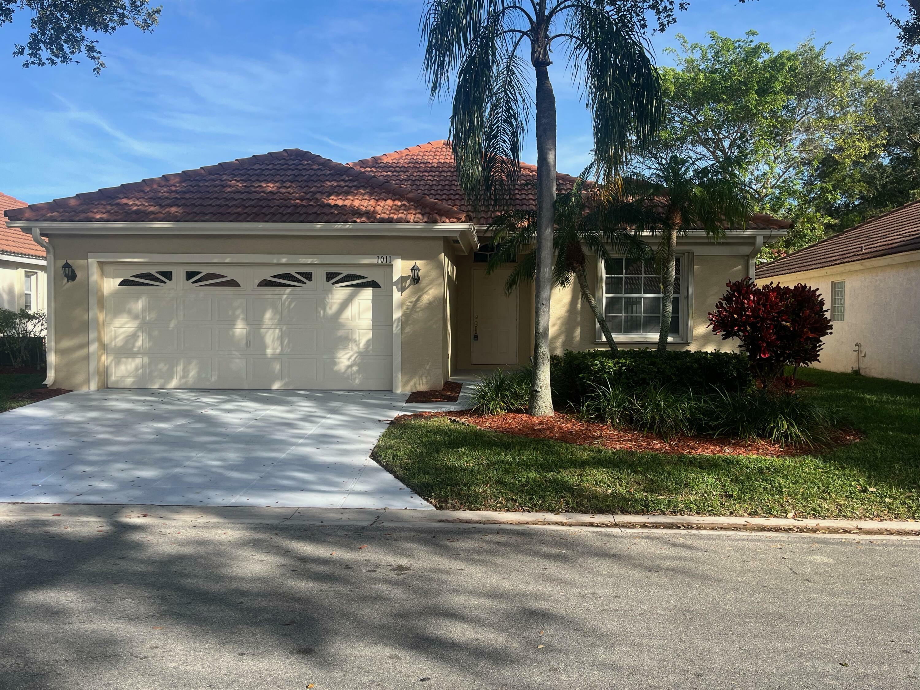 Property Photo:  1011 Aspri Way  FL 33418 