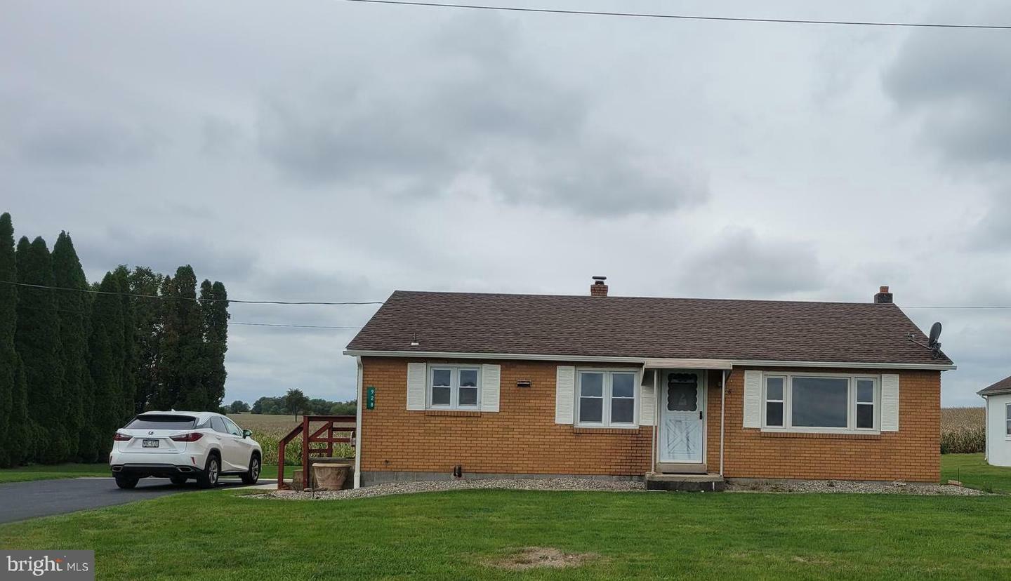 Property Photo:  928 Valley Road  PA 19539 