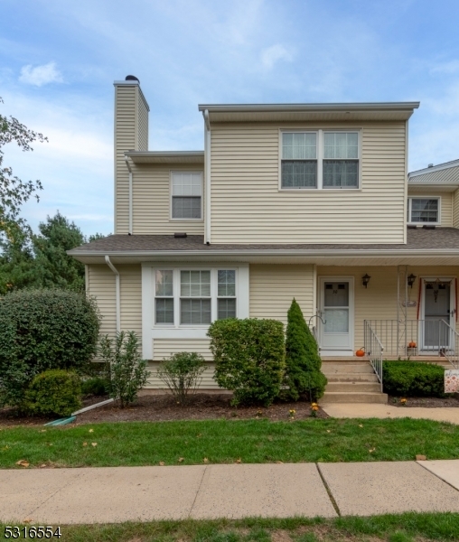 Property Photo:  30 W Lake Ct  NJ 08873 