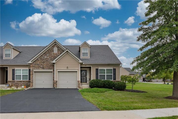 4326 Belmont Circle  Whitehall Twp PA 18052 photo