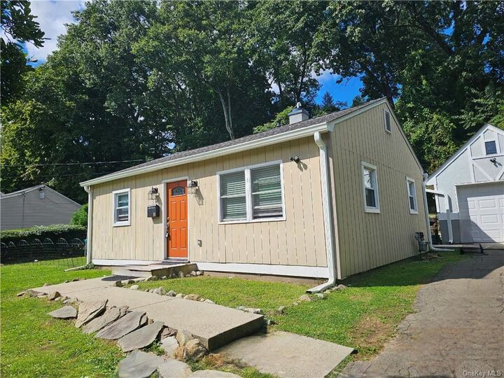 19 N Lexow Avenue  Nanuet NY 10954 photo