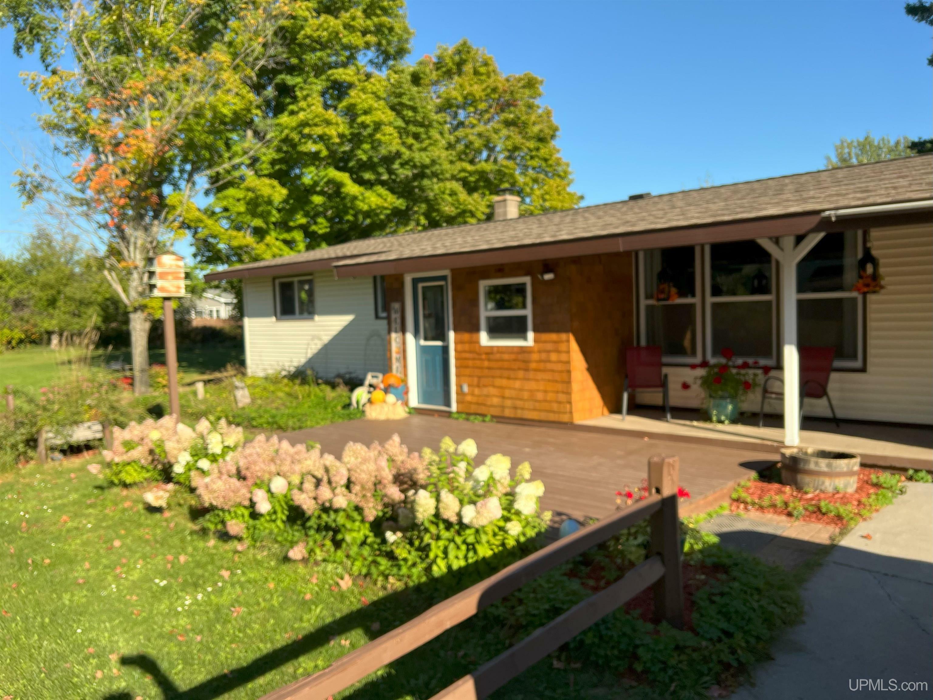 Property Photo:  46530 Maple Street  MI 49921 