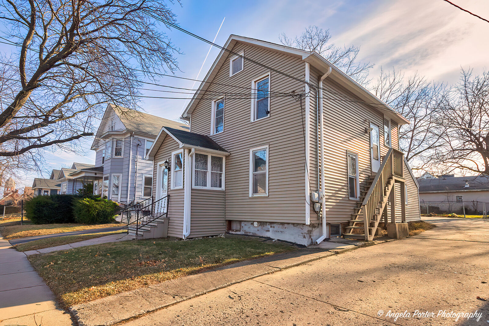 Property Photo:  317 McKinley Avenue  IL 60085 