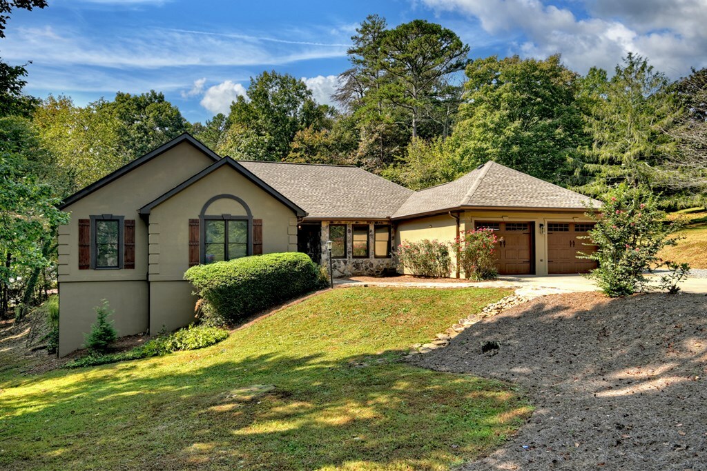 Property Photo:  276 Westwoods Drive  GA 30540 