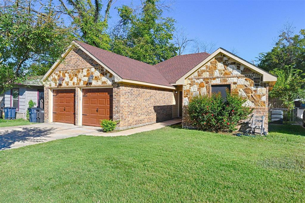 Property Photo:  3717 Avenue I  TX 76105 