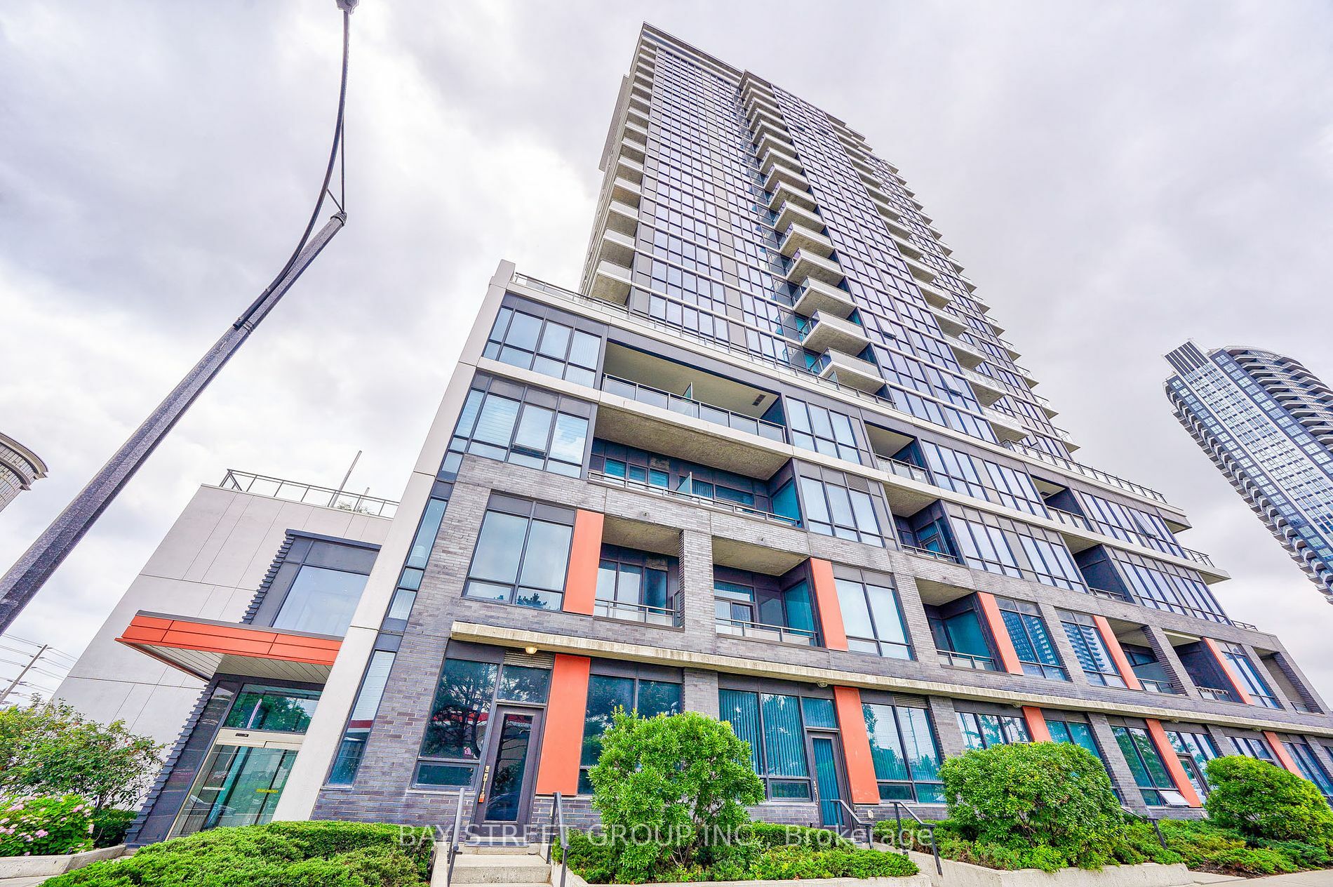 Property Photo:  55 Eglinton Ave W 108  ON L5R 0E4 