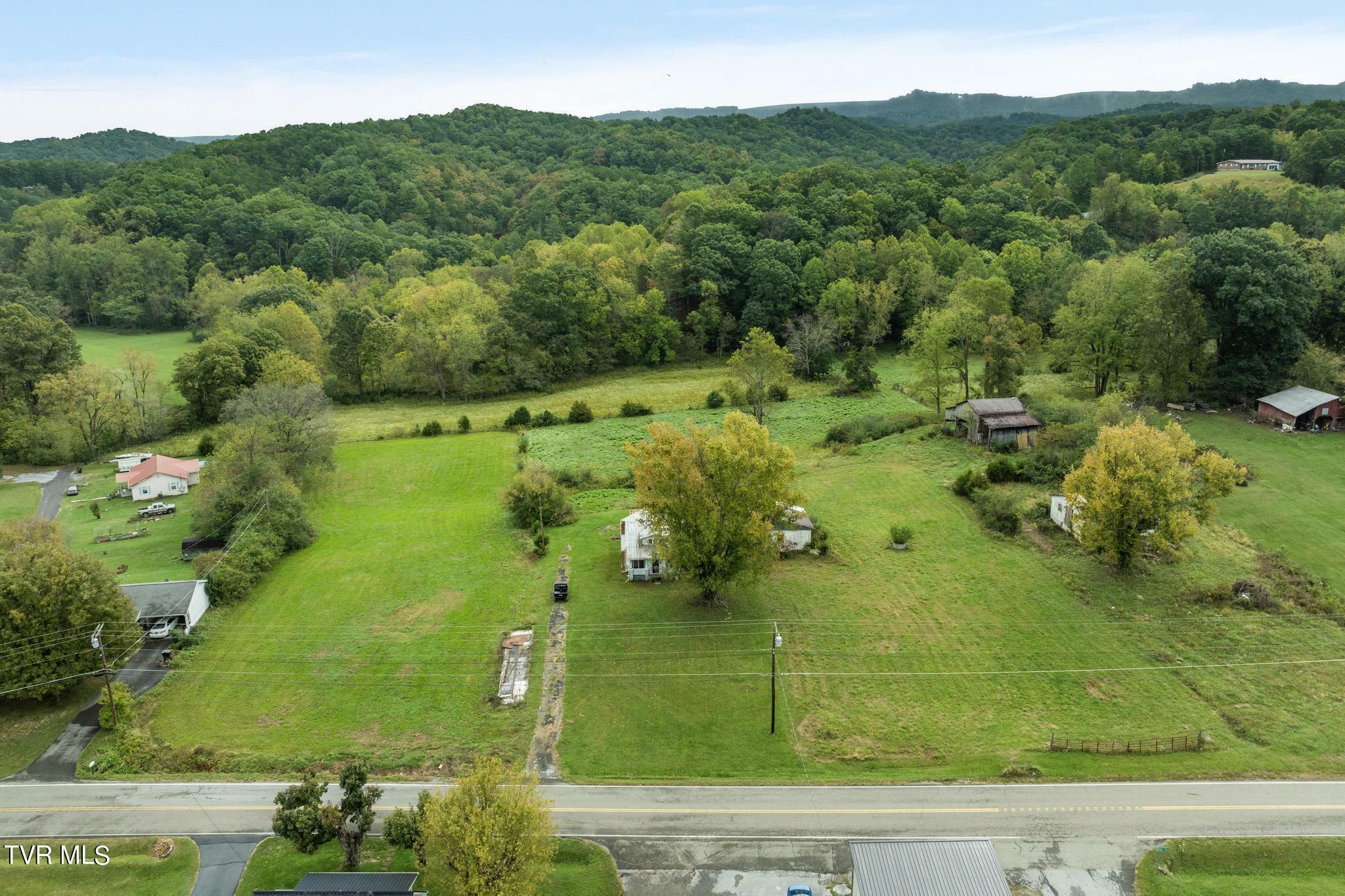 Property Photo: 1620 Chinquapin Grove Road TN 37618