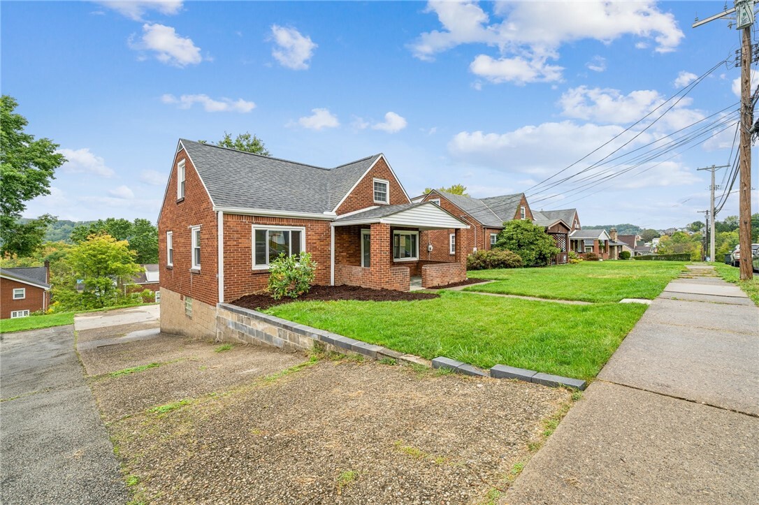 Property Photo:  174 E Gilmore Ave  PA 15085 