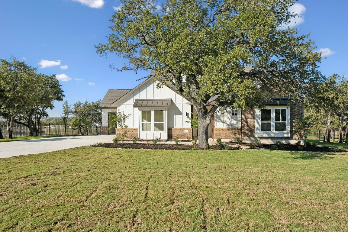 Property Photo:  109 Shady Hill Loop  TX 78642 