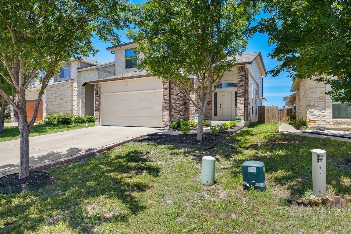 Property Photo:  12202 Timber Arch Lane  TX 78653 