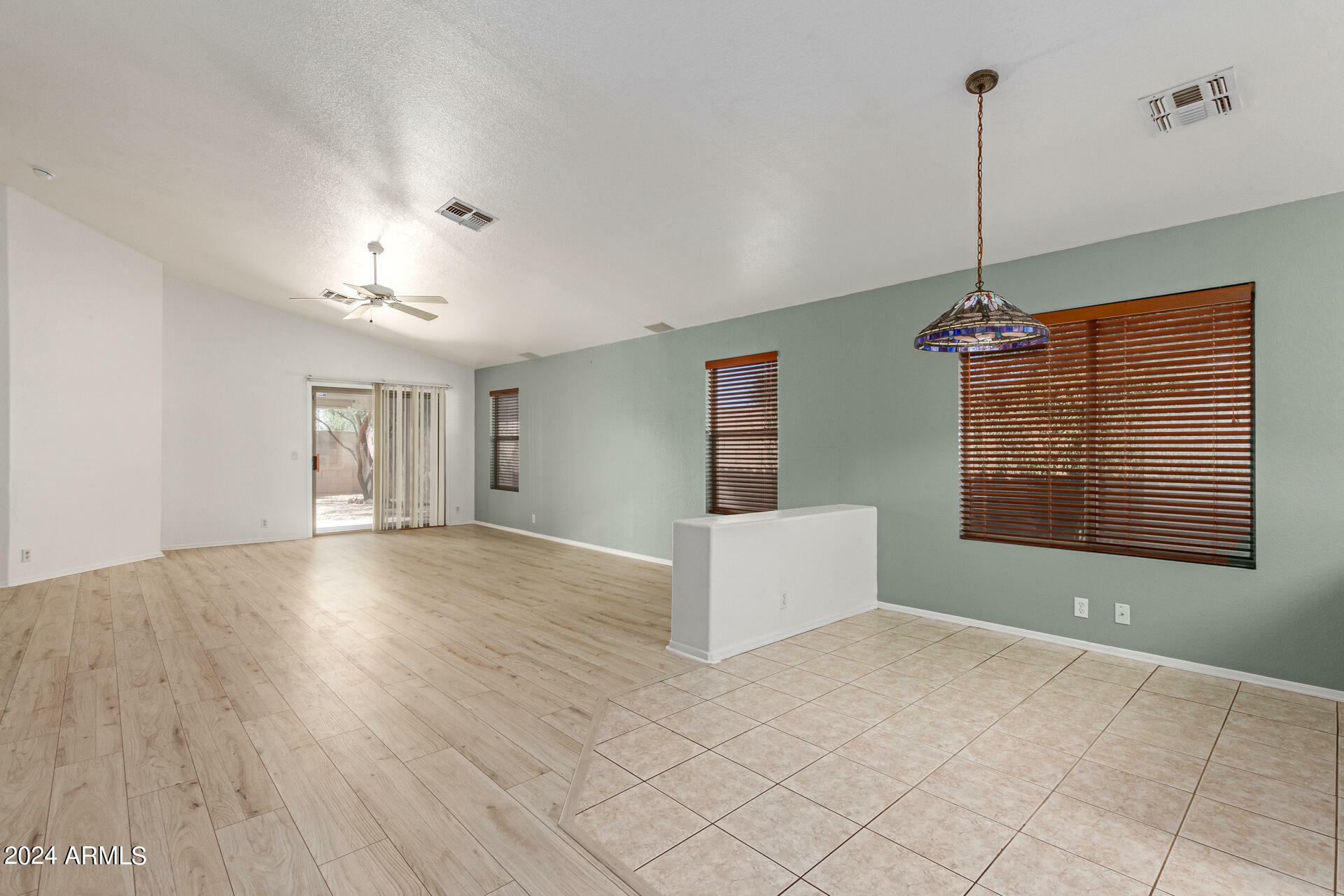 Property Photo:  10613 E Emerald Avenue  AZ 85208 