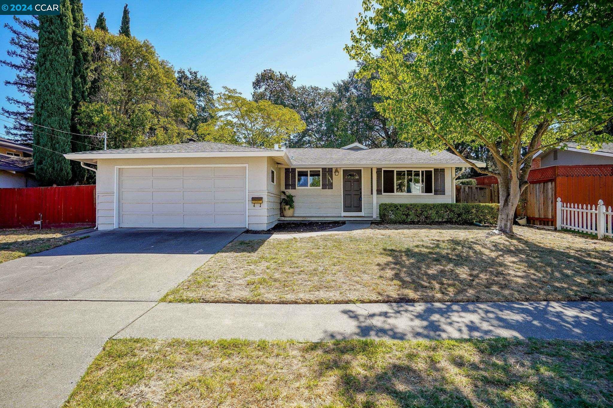 Property Photo: 1650 Nuala St CA 94518