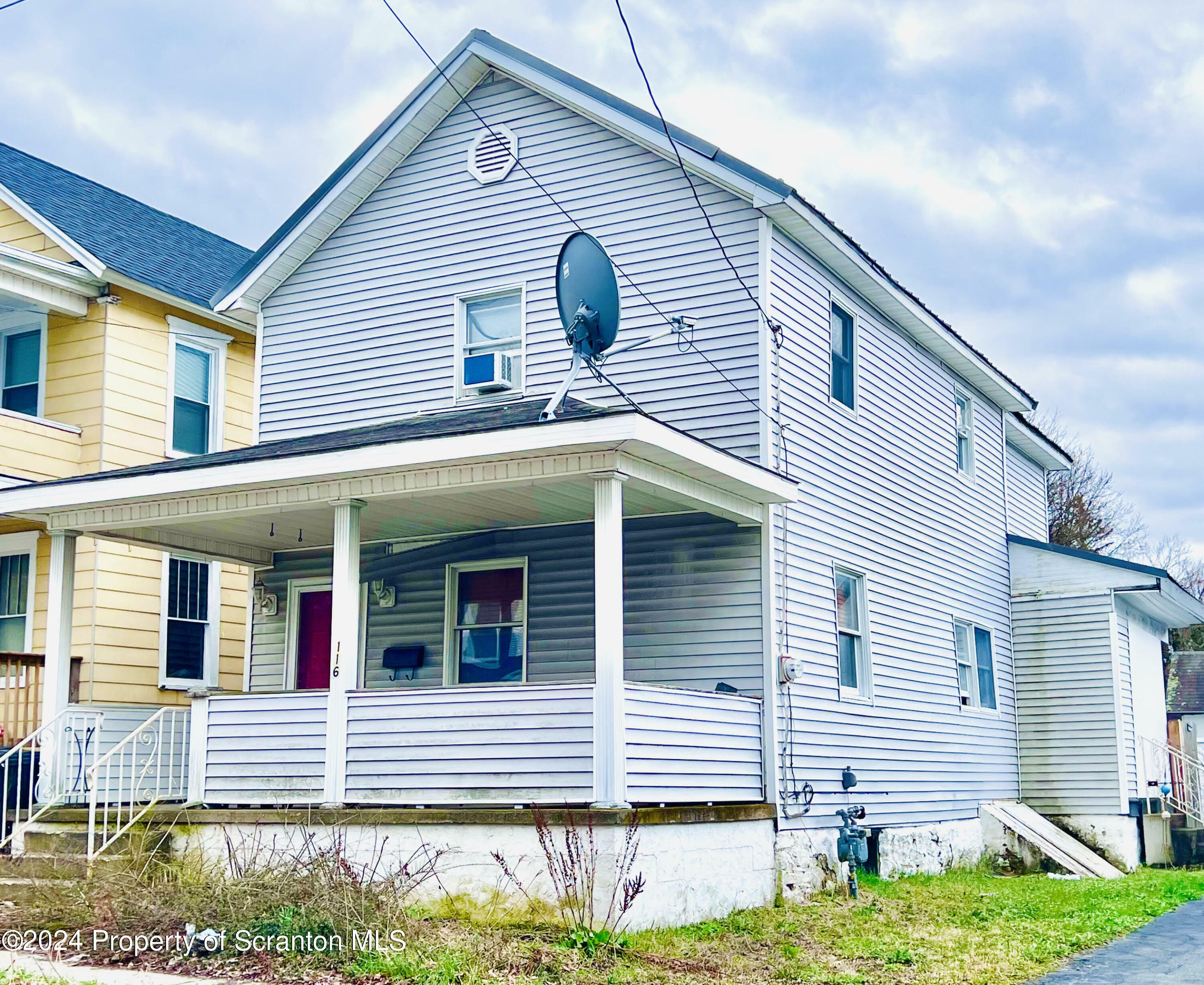 Property Photo:  116 8th Avenue  PA 18407 