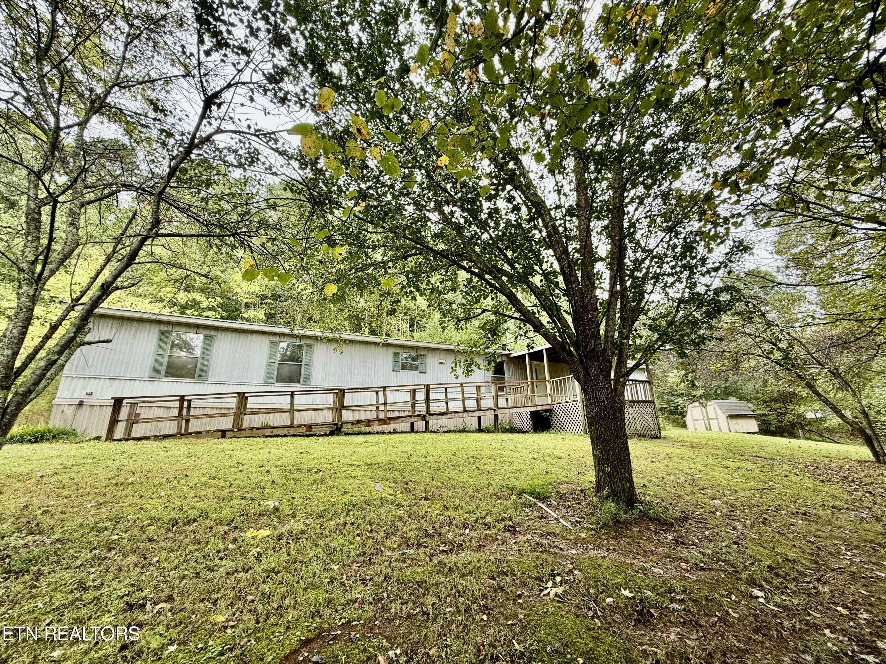 Property Photo:  3905 New Corinth Rd  TN 37709 