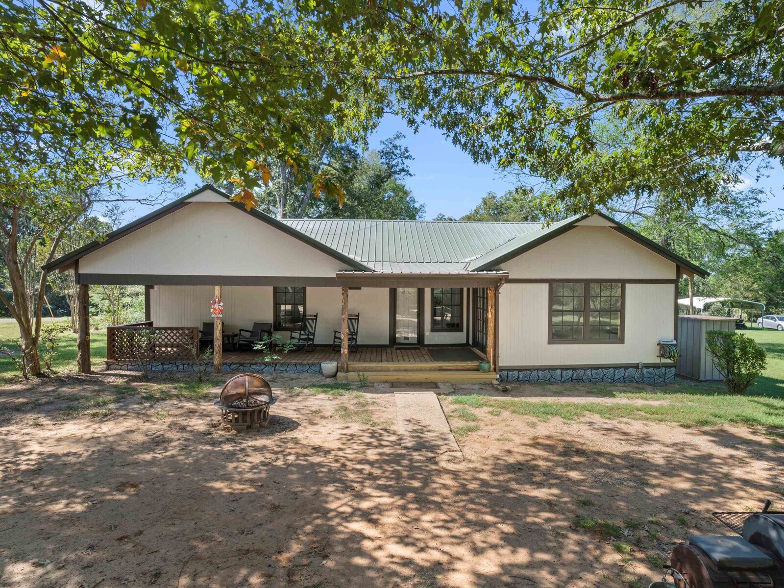 Property Photo:  961 Fm 3172  TX 75973 