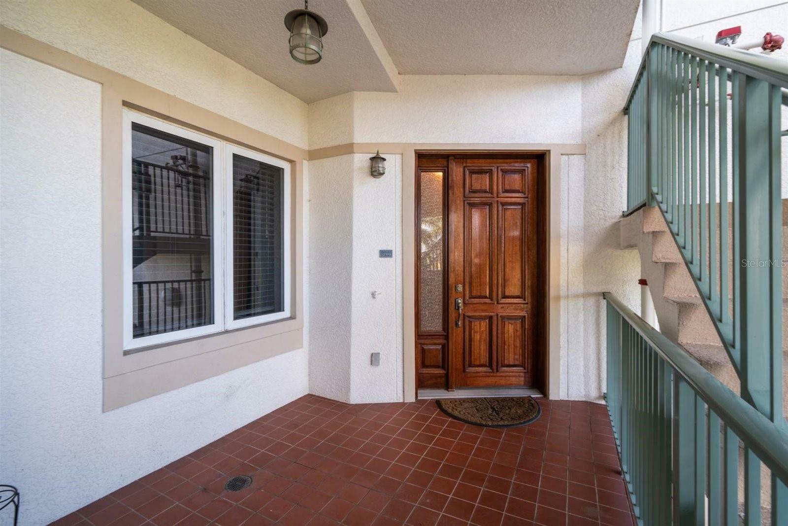 Property Photo:  1030 Bellasol Way 201  FL 33572 