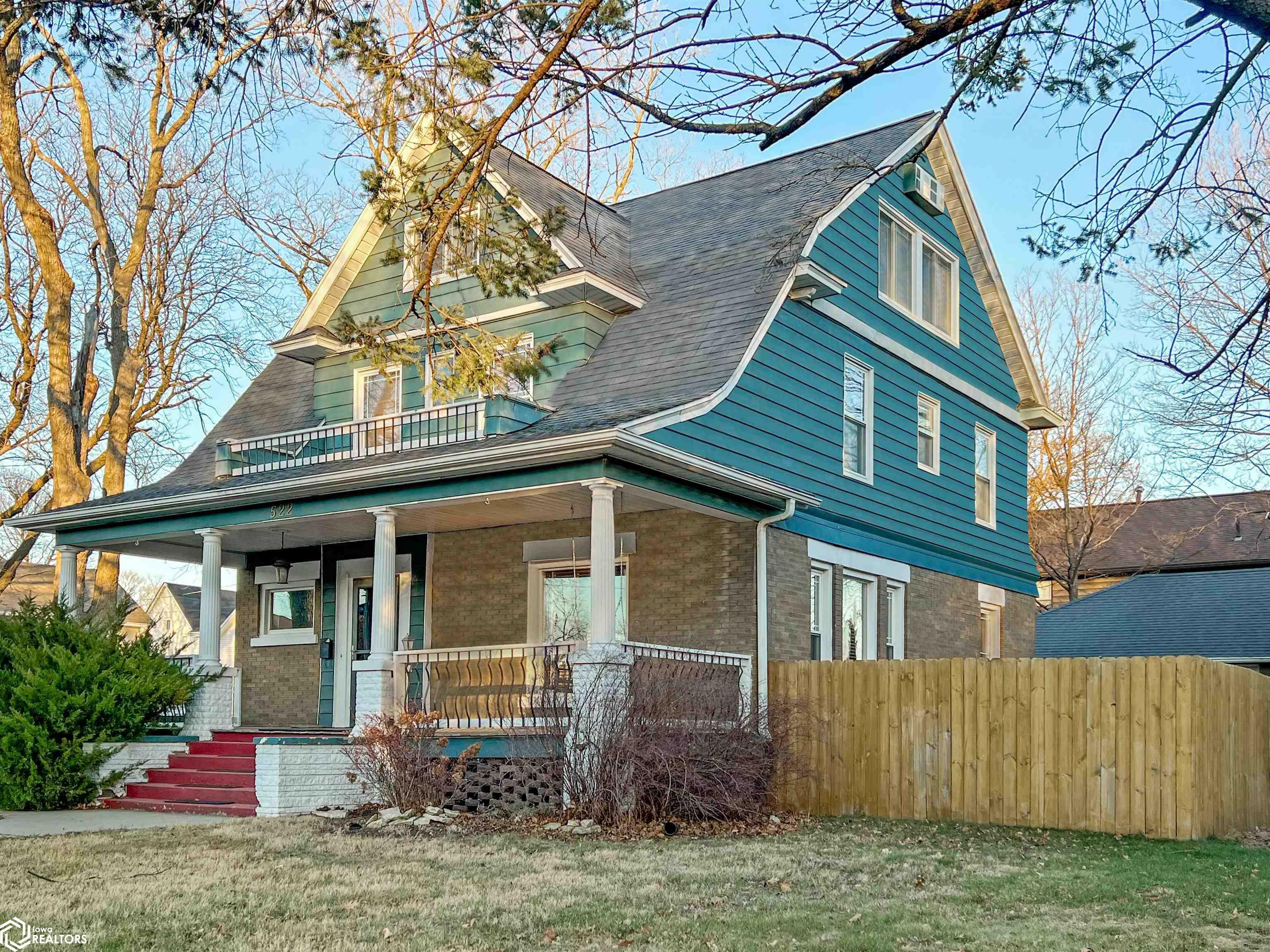 Property Photo:  522 Main Street  IA 50126 