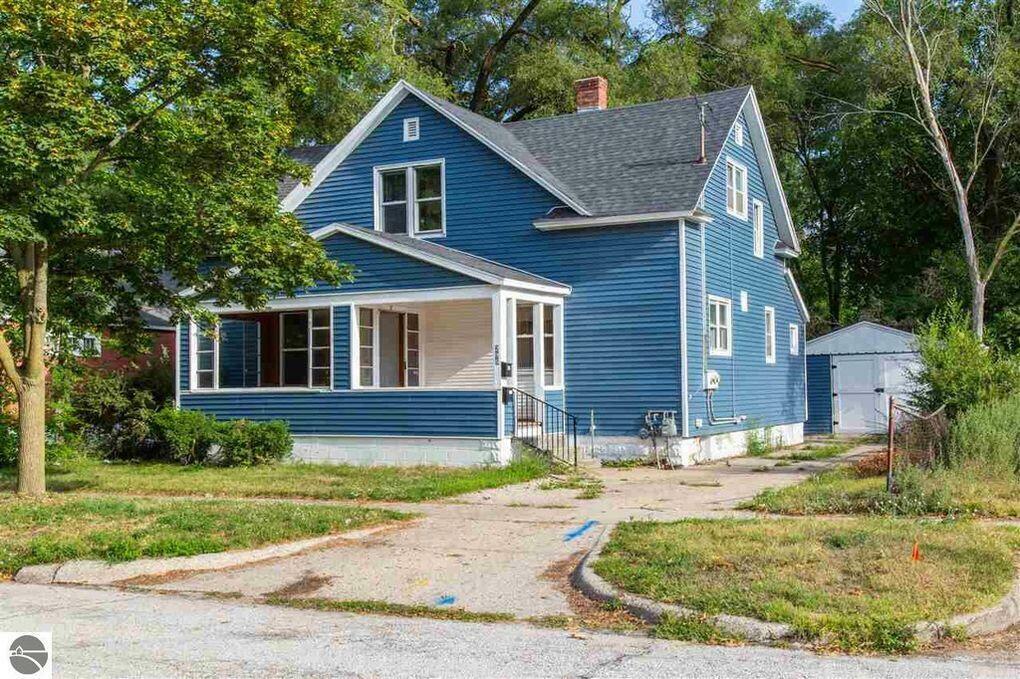 Property Photo:  296 W Larch Avenue  MI 49441 