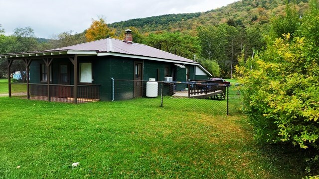 Property Photo:  4204 Sizerville Road  PA 15834 