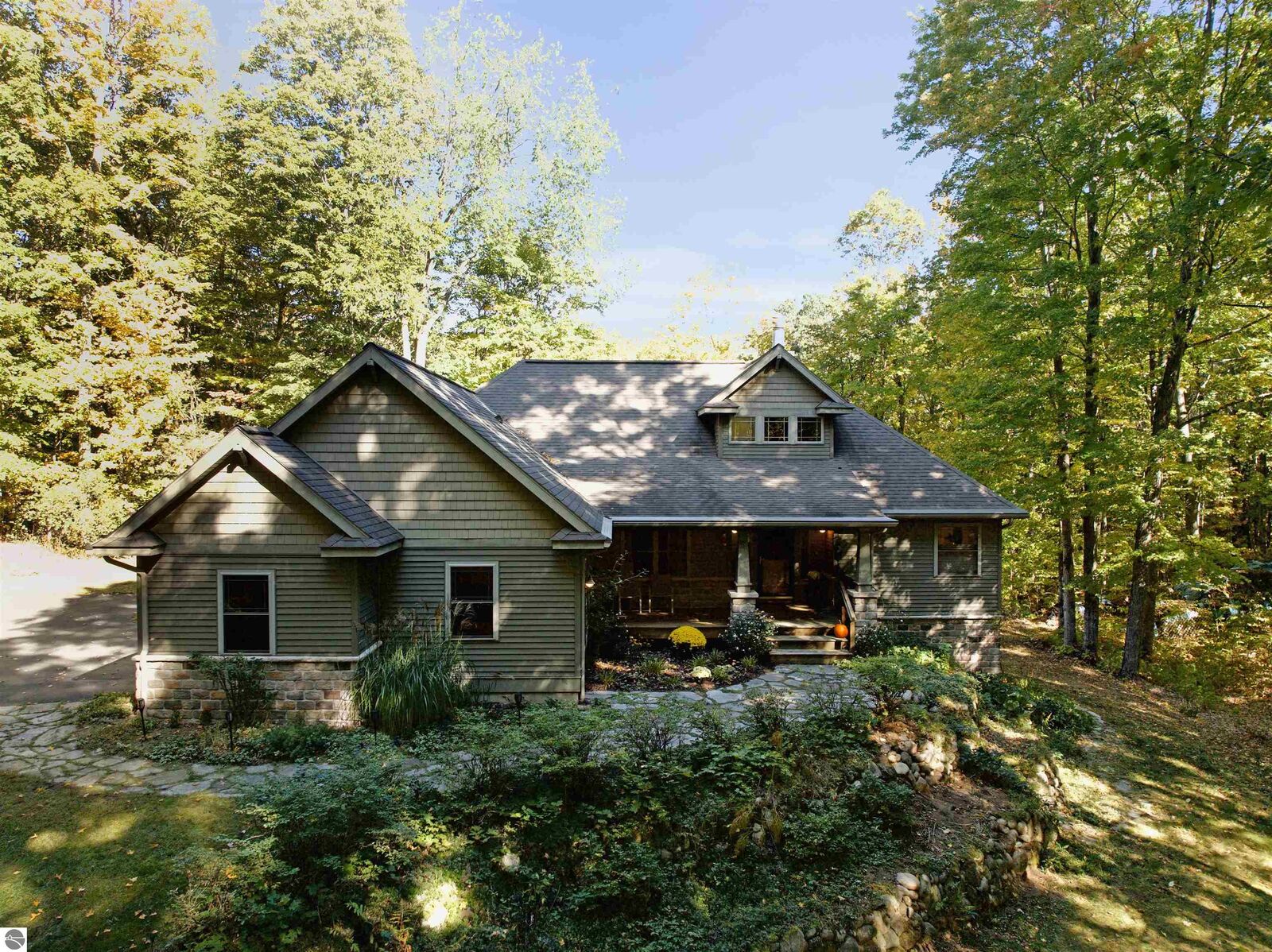Property Photo:  5400 Hidden Gables Drive  MI 49684 