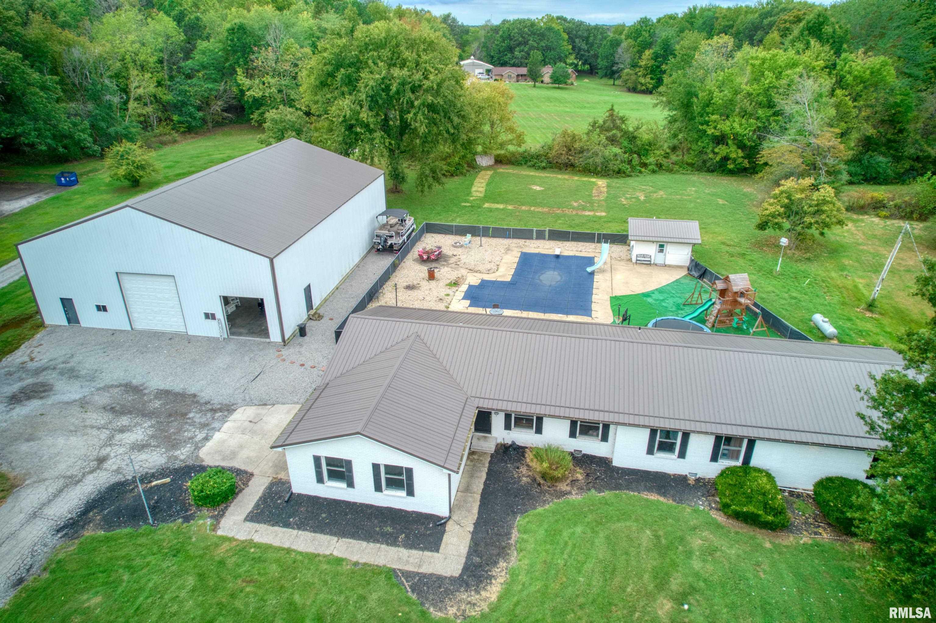 Property Photo: 3995 Route 37 IL 62959