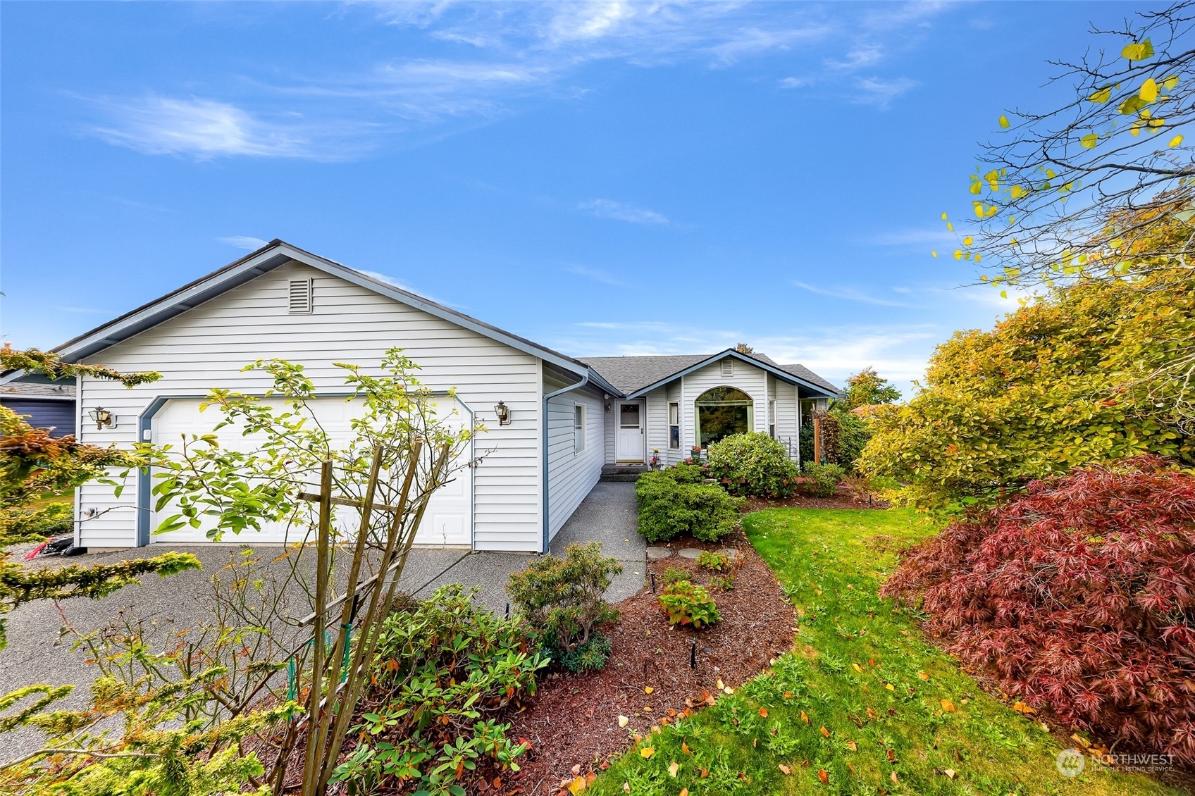 Property Photo:  201 S 29th Place  WA 98274 