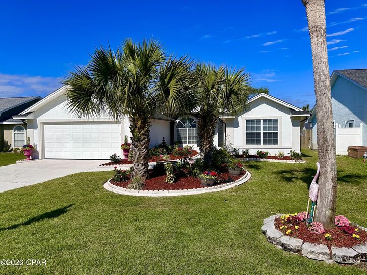 Property Photo:  122 Seaclusion Circle  FL 32413 