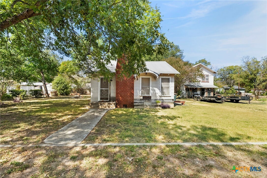 103 Jennings  Martindale TX 78655 photo