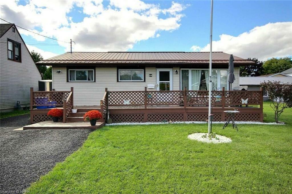 Property Photo:  24 McNichol Avenue  ON K8V 2R6 